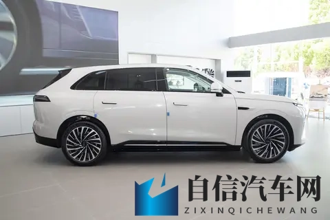 带全家试驾星纪元ET，被彻底征服！家用选它再适合不过-1