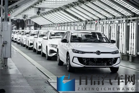 丰满双乳秘书被老板狂揉：性感秘书职场遭遇不雅骚扰-2