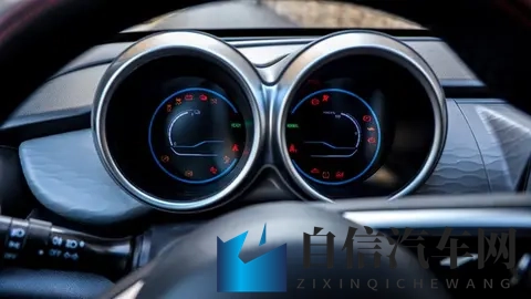 买油车因为保值？这可能是2025年最大的消费陷阱-2