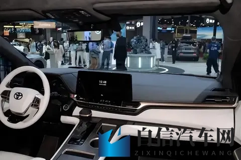 丰田沦为“价格屠夫”！曾加价4万，如今跌至23万长超5米1+大7座-1