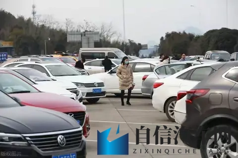 高速服务区停车休息要小心，自备这些应急工具，预防被坑！-3