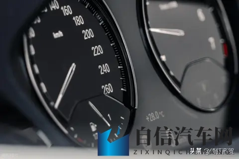 涩动漫：汽车跨界动漫，视觉盛宴来袭-2