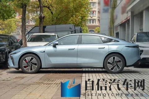 星纪元ES 2025款深度体验：1645km续航与驾驶体验的精妙平衡-2