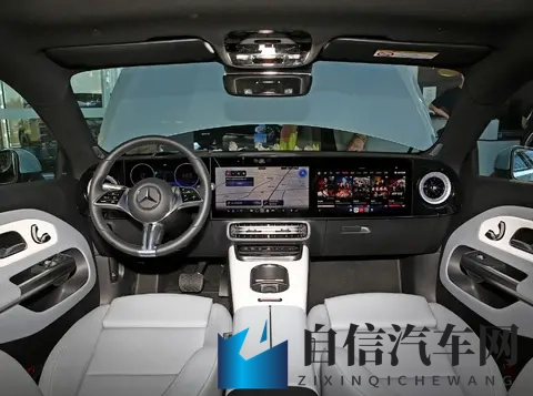 juliaAnn大战七个黑人：《美少女挑战七勇士，热血激战正当时》-2