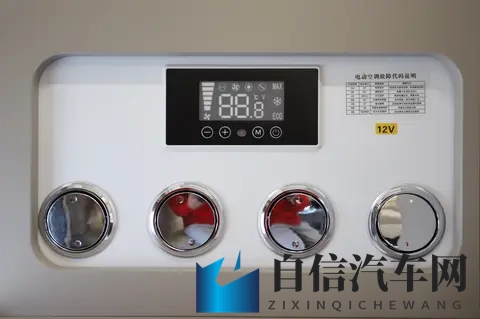 一箱油跑千公里，总电量超200度！标配四驱差速锁，还有超大床！-1