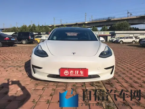 丰满少妇凹凸BBBB是合法的吗：汽车配置引关注，法规解读揭秘真相-3