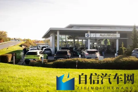 宝马XM车队携10辆炫酷座驾亮相-1