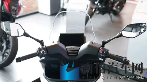 目前150平踏，好像只能推荐五羊本田NWT150！-2