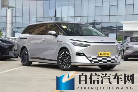 科幻感拉满！2025款小鹏X9纯电版实车曝光，740km续航+无图NOA-1