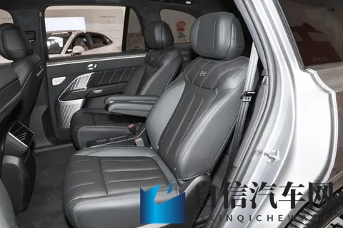 乐道L90六座版Pro：务实家庭的纯电空间解决方案-3