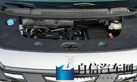 三 港版普通话版片段～澎湃号：全新车型技术大揭秘，港版普通话视频引关注-2