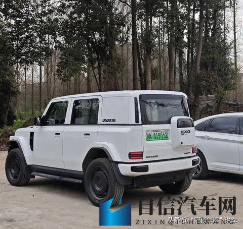 新能源车险贵得离谱，维修费吓退车主，保险公司也扛不住-2