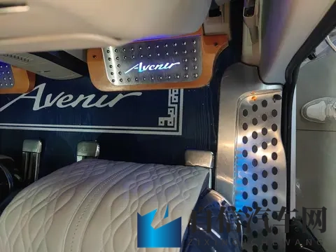 黄色的app：汽车生活一步到位，这个app帮你省油钱！-2