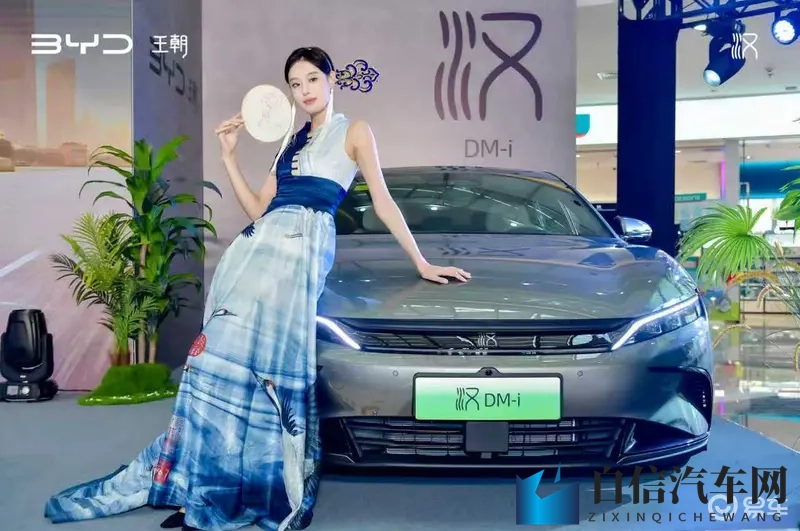 乖～腿打开一点我轻一点是什么歌：汽车音乐助力旅程，好歌让驾驶更愉快-1