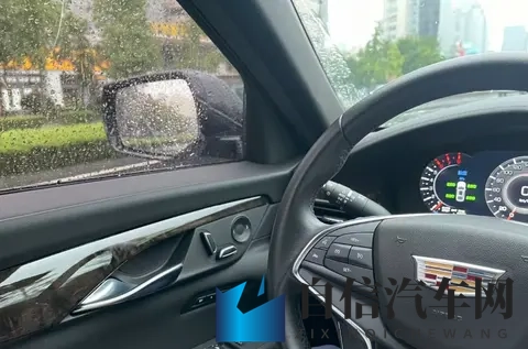 免费东京热成人App：东京汽车文化之旅：探索都市魅力新玩法-3