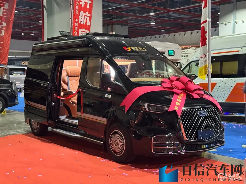 小商旅房车太实用了,11月28亮相成都房车展-1