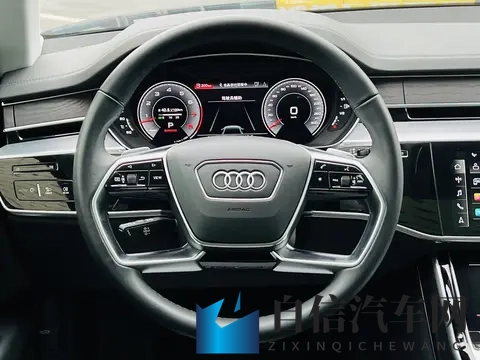 2022款奥迪A8L，一手准新行政座驾，487万享豪华舒适-2