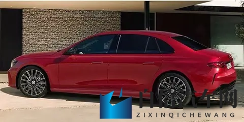 奔驰E级变了，燃油车要让位，电动化成新招牌-1