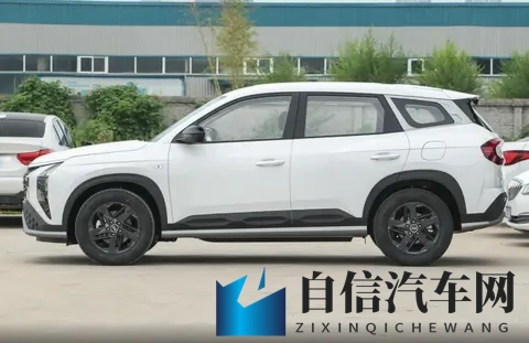 1218万元起，百公里油耗不到8L，26款现代iX35值得选吗？-2