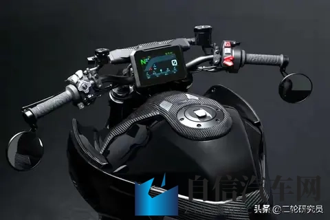巴博斯跨界摩托车圈！这辆“德系猛兽”能否碾压日系？-2