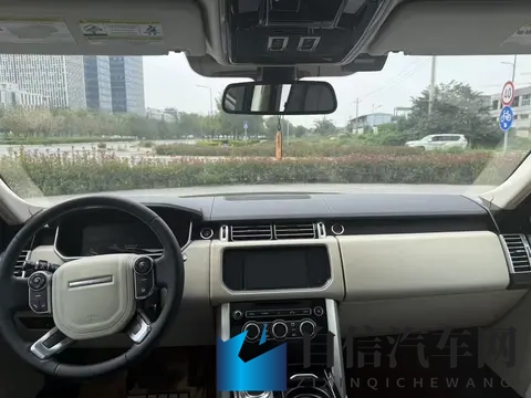 开了9年打了骨折，40多万拿下二手路虎揽胜Vogue-2