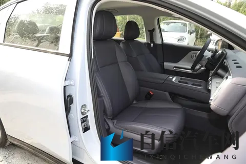 调查：35万买玛莎拉蒂不是梦，经销商库存电车卖完为止-1