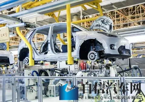 黄色软件下载vivo：vivo汽车软件升级，智能驾驶新体验-1