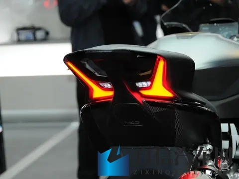 推特成人：社交媒体，成人话题探讨空间-3