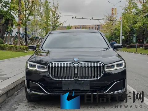 艳女：惊艳车坛！全新车型销量飙升，引领潮流-3