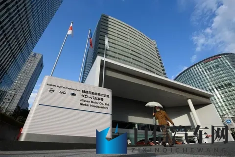 涉黄软件免费下载:免费获取色情软件,风险警惕!-1