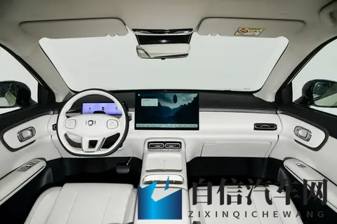新车  或售10万元起_纯电小型SUV，长安启源全新Q05将11月21日上市-2