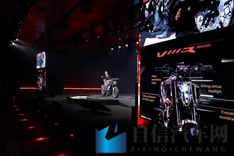 黄色软件下栽：车载系统新趋势：车主纷纷下载，智能驾驶升级加速-1