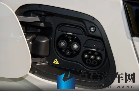 美女脱衣APP：时尚美女展示平台，一键解锁美图秀秀-2