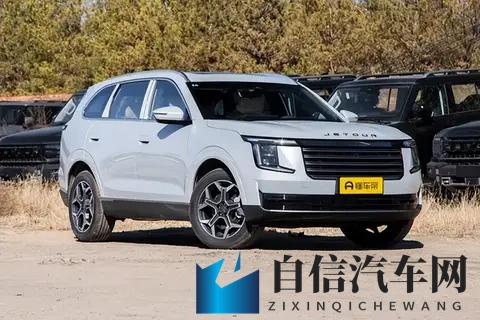 奇瑞又出新宠！15T爆184马力，这台SUV真的适合家用吗？-2