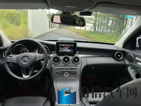 丰满少妇被猛烈插入：成熟女性激情上演亲密接触-2