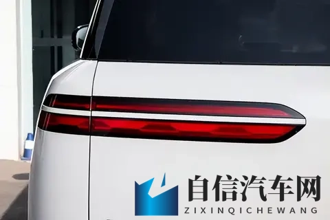 性能平权时代，30万级SUV还能卷出新花样吗？-2