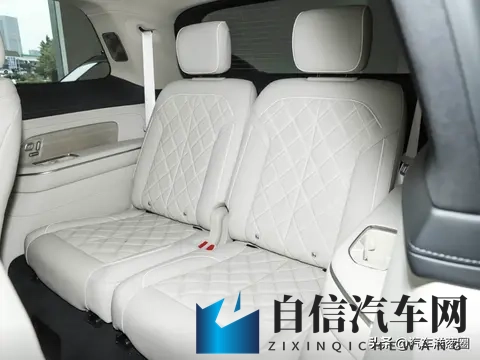 大型SUV到底该怎么选？避免无效堆料是关键！-1