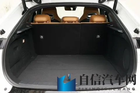 好车不好卖？马自达EZ-6标配8155+9气囊，还有双动力可选-3