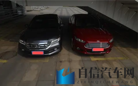 254马力对决混动标杆， 蒙迪欧与雅阁怎么选？-3