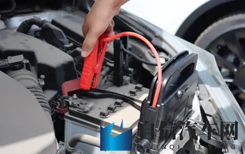 汽车电瓶寿命藏玄机：4个信号提醒你该换了-2