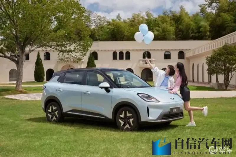 被绑在合欢椅上调教：合欢椅上，束缚中的调教之旅-1