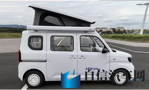 五菱之光EV床车版正式申报，侧滑门，2+2座椅，带一室一厅一厨-3