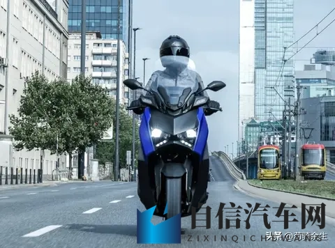 2026款XMAX125焕新：13L油箱+24L油耗，通勤踏板实用派代表！-2