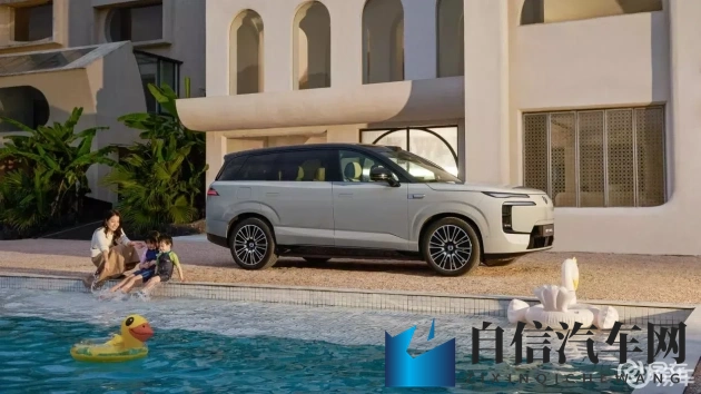 qq传媒：网络媒体先锋，创新互动平台-2