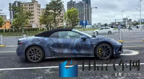腾势Z敞篷版谍照曝光！软顶设计_32秒破百，或售30万级-2