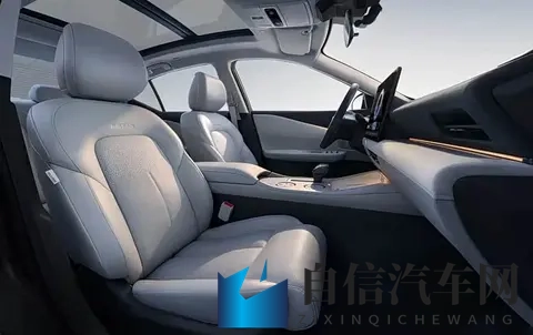 东风日产天籁·鸿蒙座舱内饰首发：全球首款鸿蒙燃油车-1