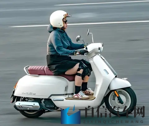 专家提议C1驾照能开摩托车?欢呼与骂声齐飞,这争议点太戳人!-2