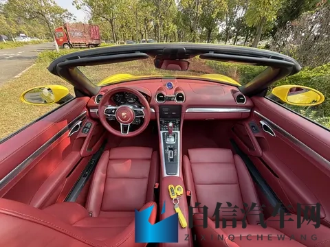 23款保时捷718Boxster，准新一手车，圆你跑车梦？-1