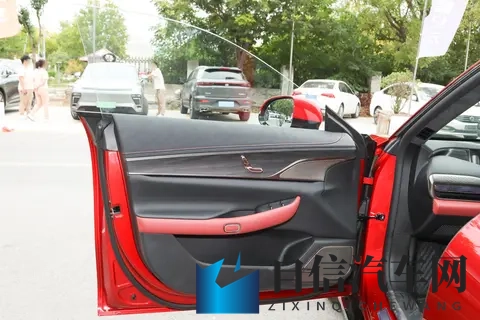 当价值成为主旋律，一款中大型轿车星纪元ES诚意之作-1