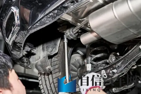 开车10年后才懂得，保养不只是勤换机油就可以，都是吃亏换的经验-1